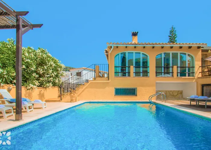 Villa Paradise By Abahana *